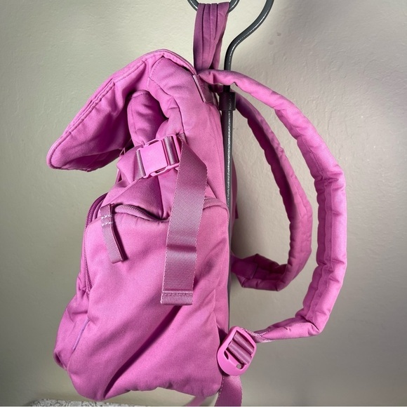 Vera Bradley Drawstring Pink Backpack - Picture 4 of 12